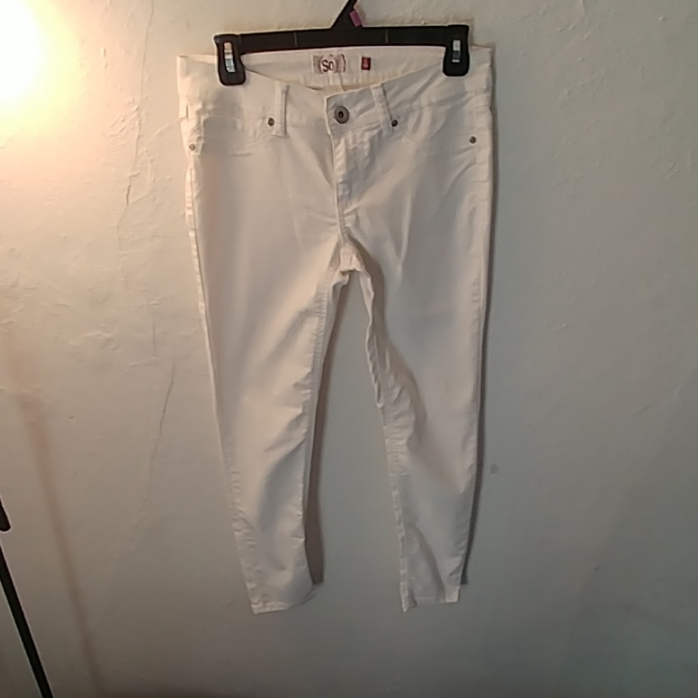 Bright white skinny jeans